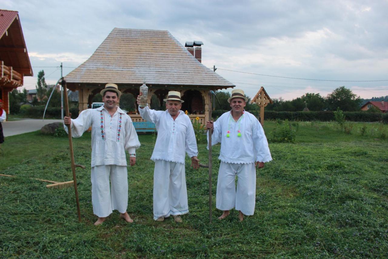 Agropensiunea Maria Unguras Экстерьер фото